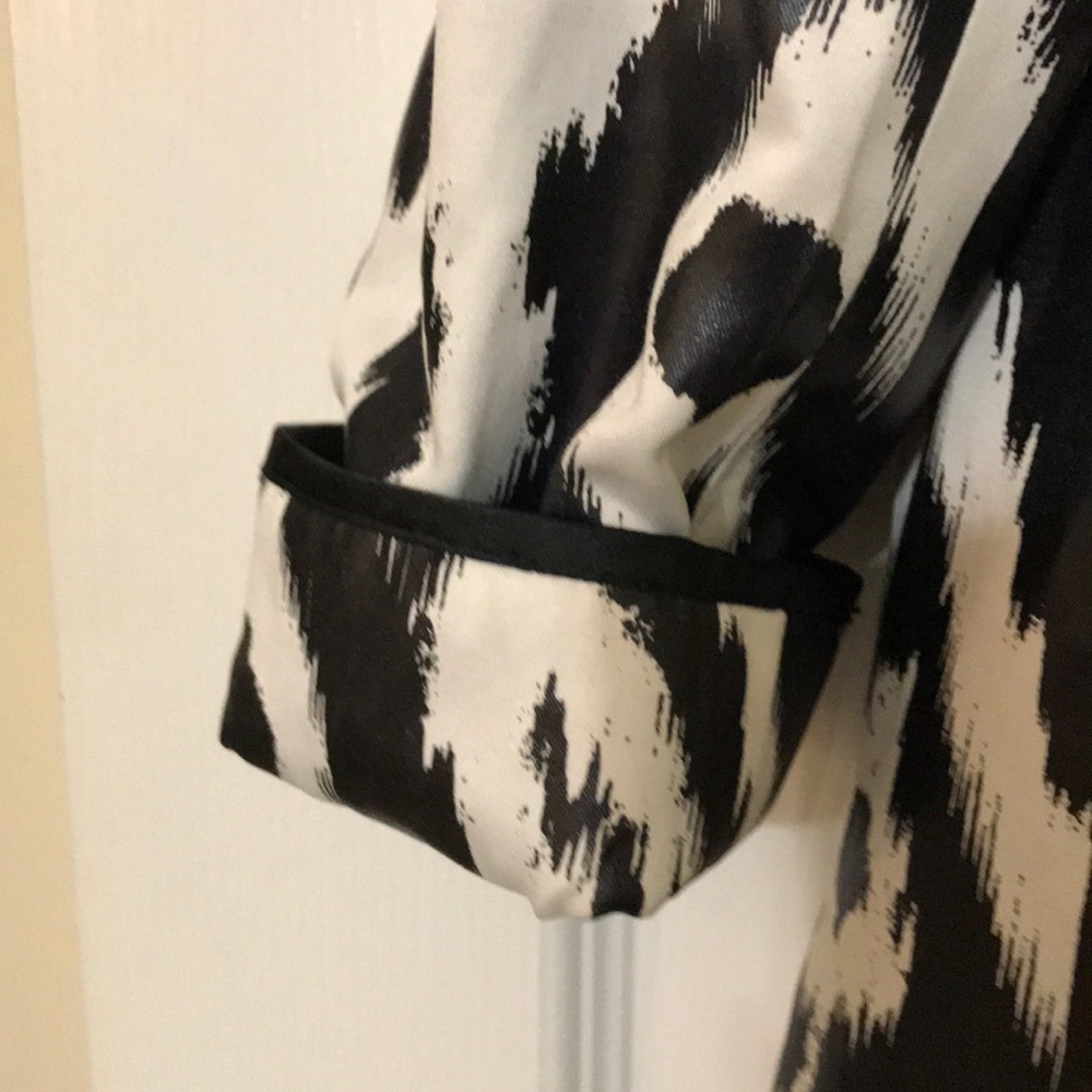 Chicos Lightweight Jacket - image 4